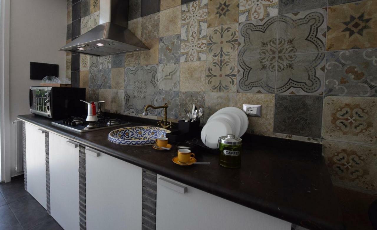 Casa Vacanze Irmino Garden Villa รากูซา ภายนอก รูปภาพ